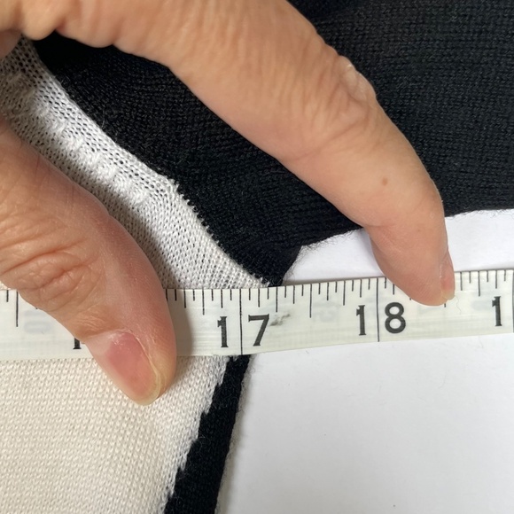 Club Monaco Agnes Merino Wool Colour Block Sweater, XS - Picture 6 of 11